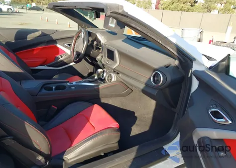 2023 Chevrolet Camaro Rwd 2Lt z USA, uszkodzony, nr VIN 1G1FD3DSXP0159123